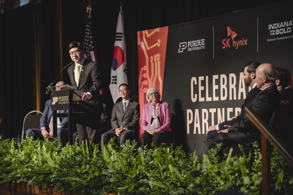 Sky Hynix presentation photo